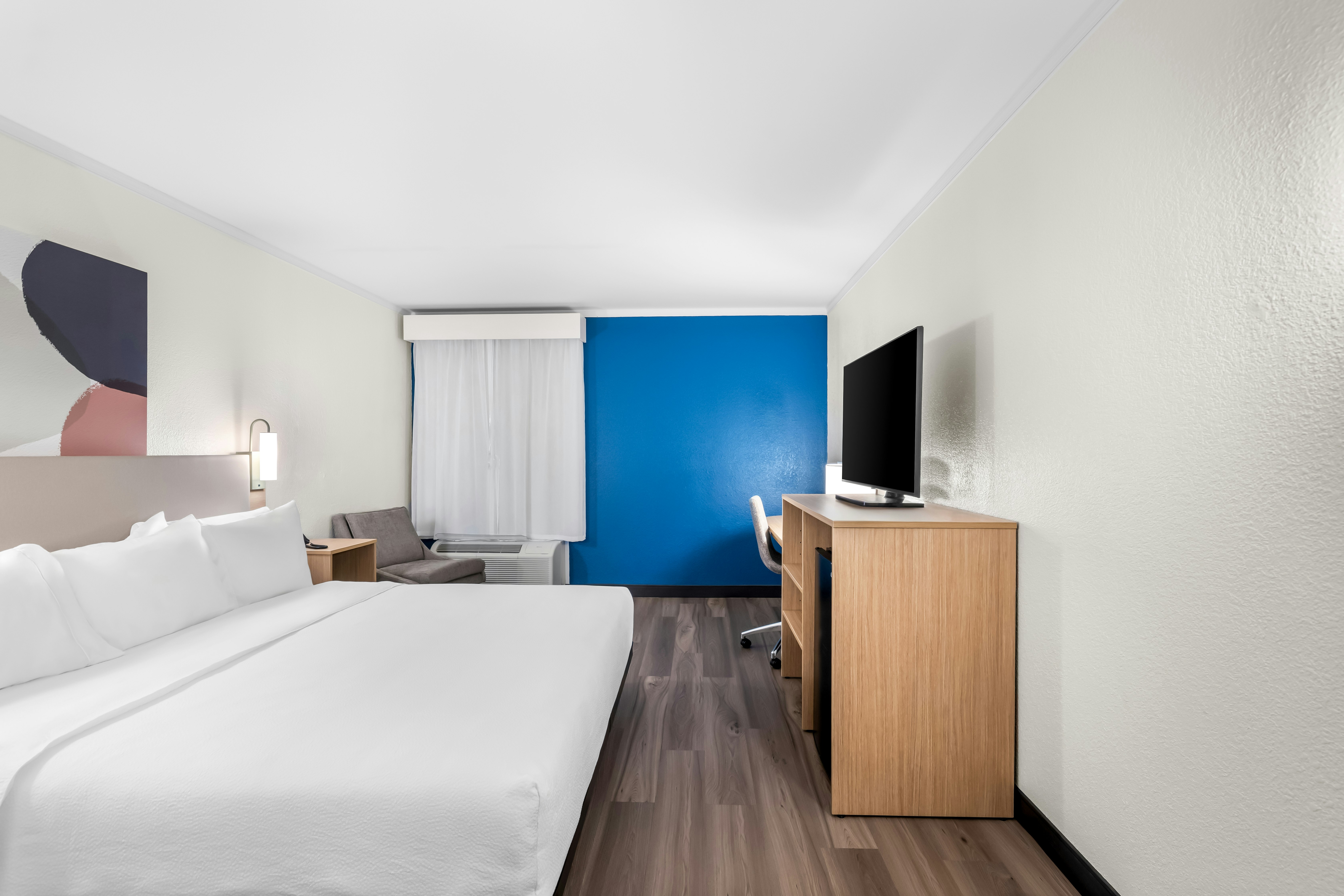 ROOM, KING BED, ACCESSIBLE