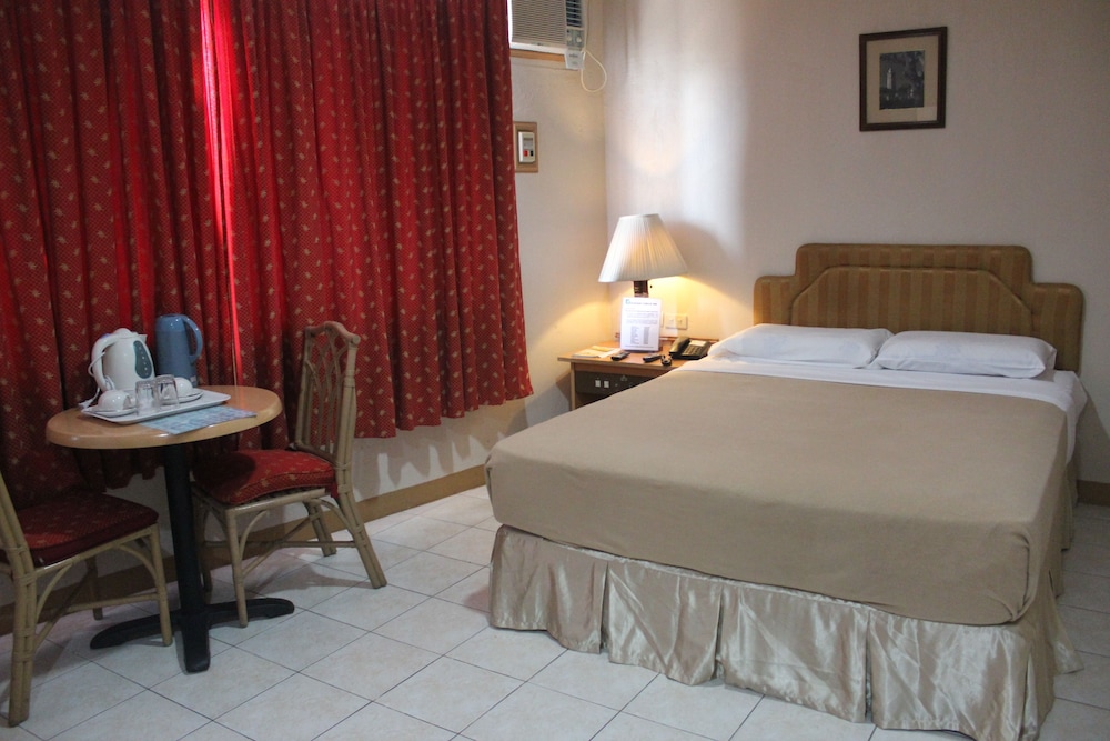 Elegant Circle Inn 20/71