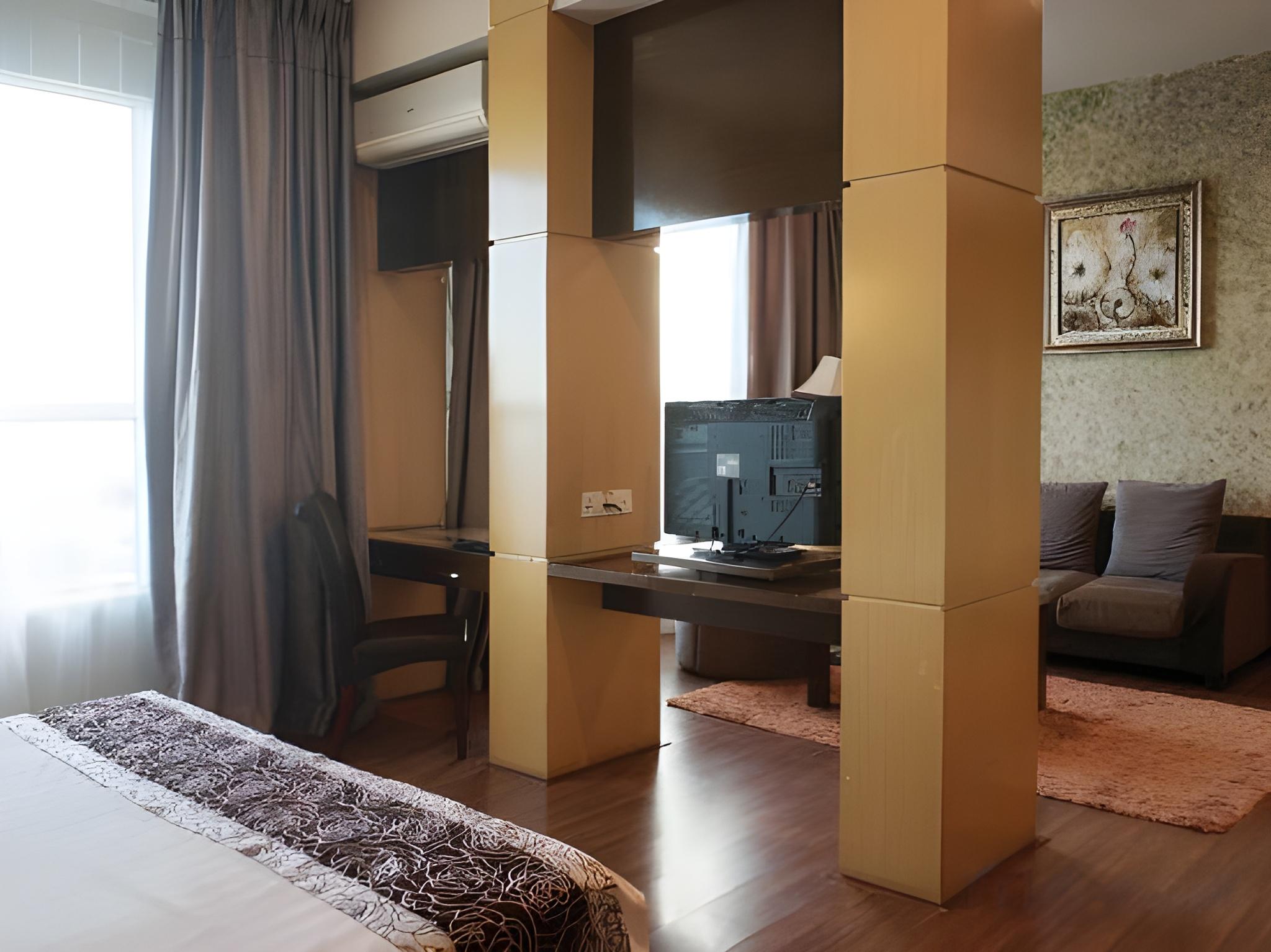 LA Hotel Tawau 18/24