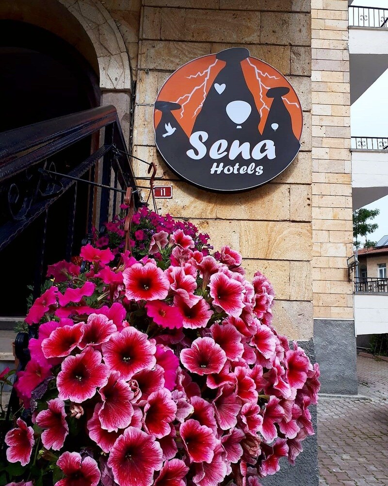 Sena Hotels 34/63