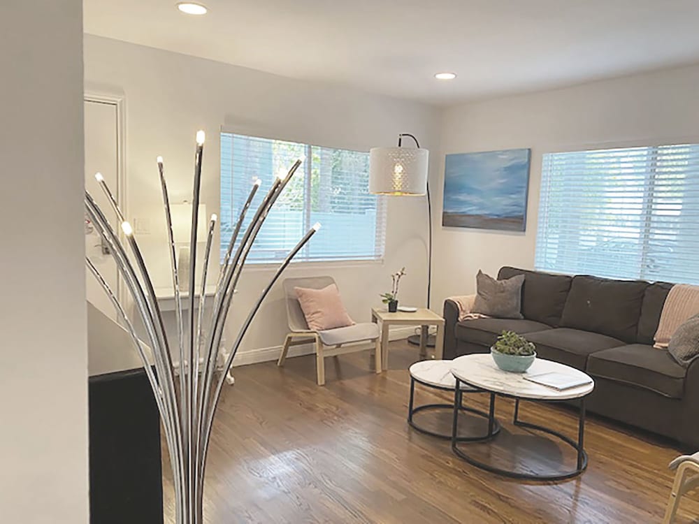 Malibu Beach Paradise Apartments 27/50