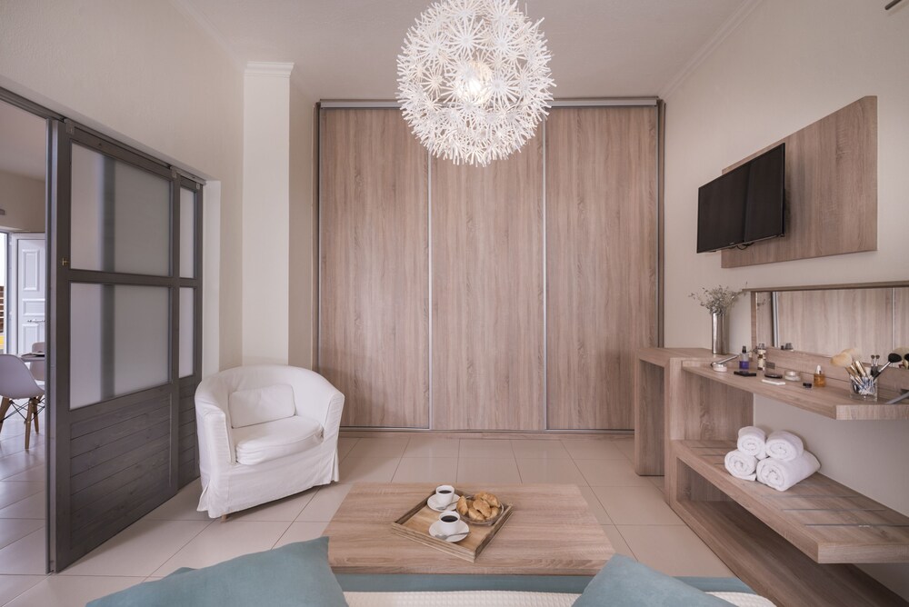 Sea & City Apartments 50/50