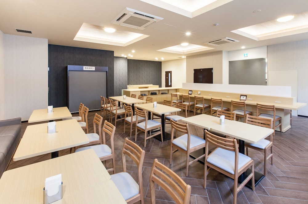 Y S Hotel Shin-Osaka 43/48