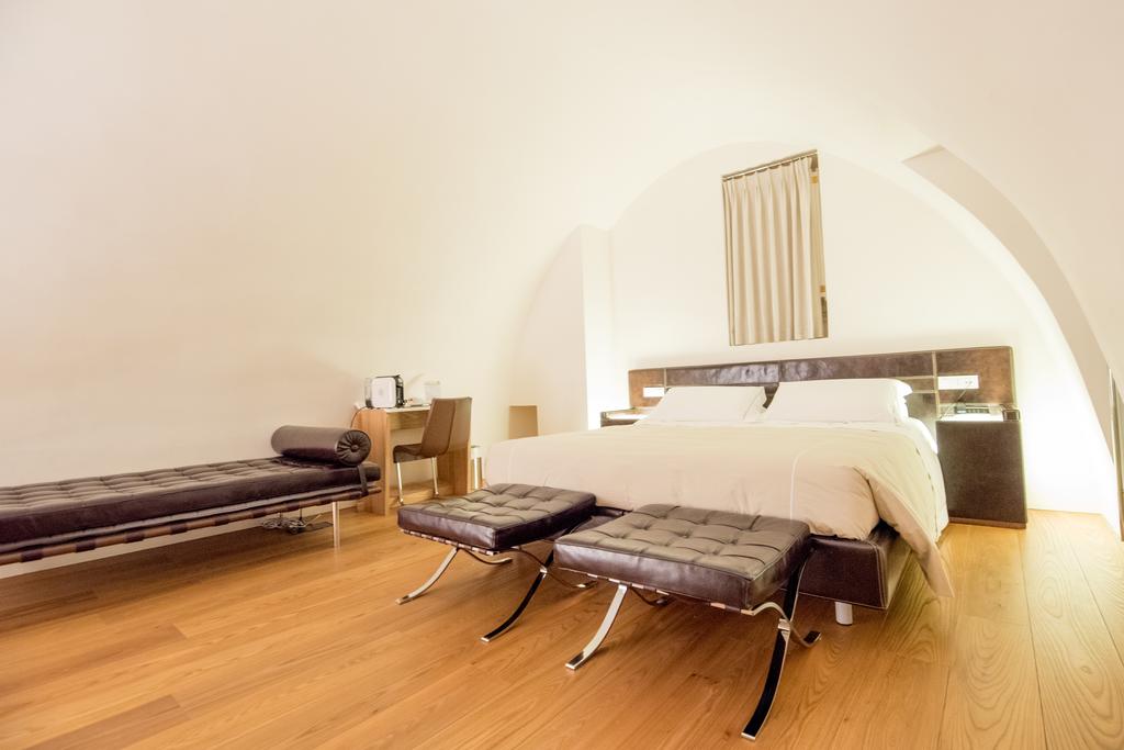 Standard, Double Bed