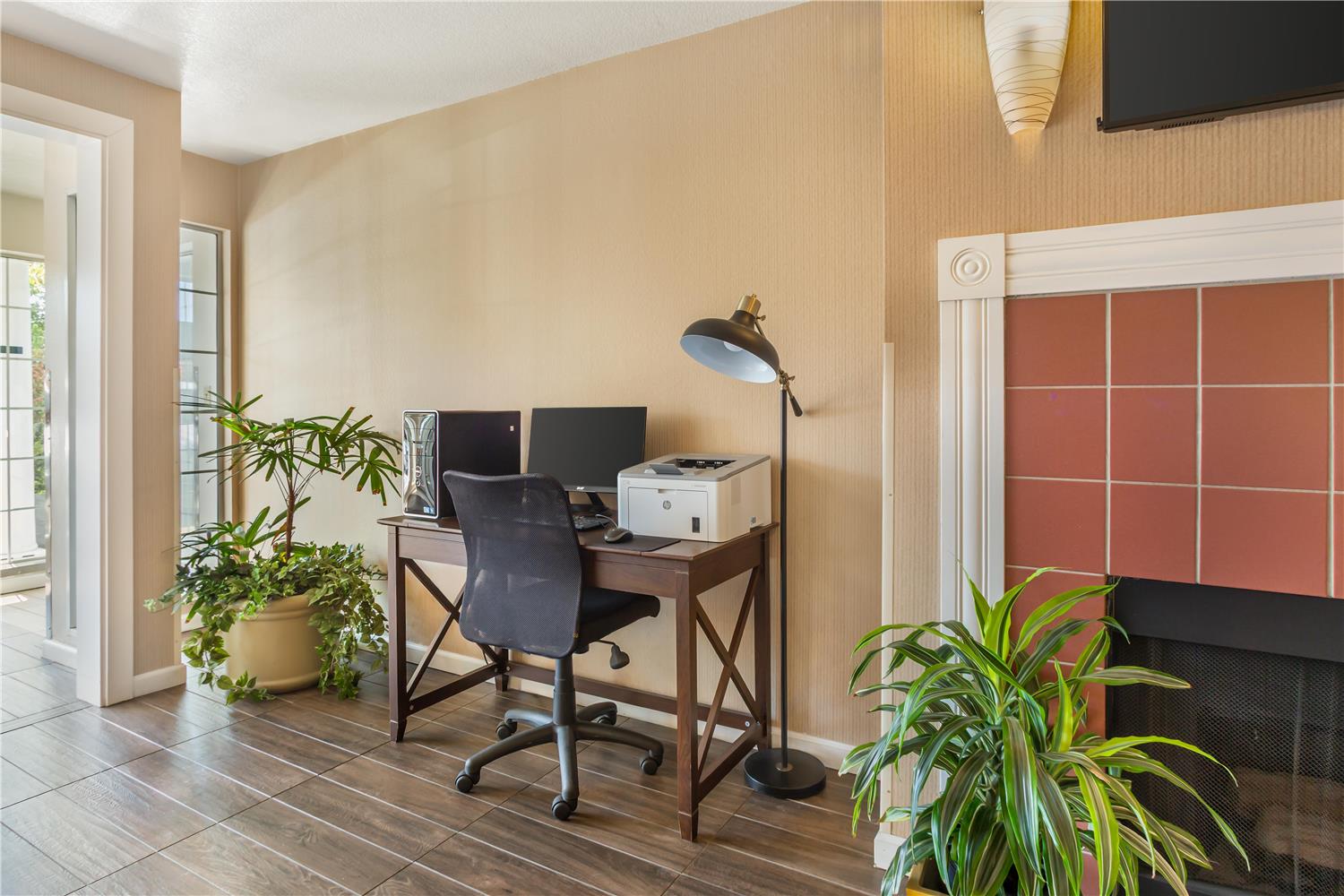 Best Western Luxury Inn 7/37