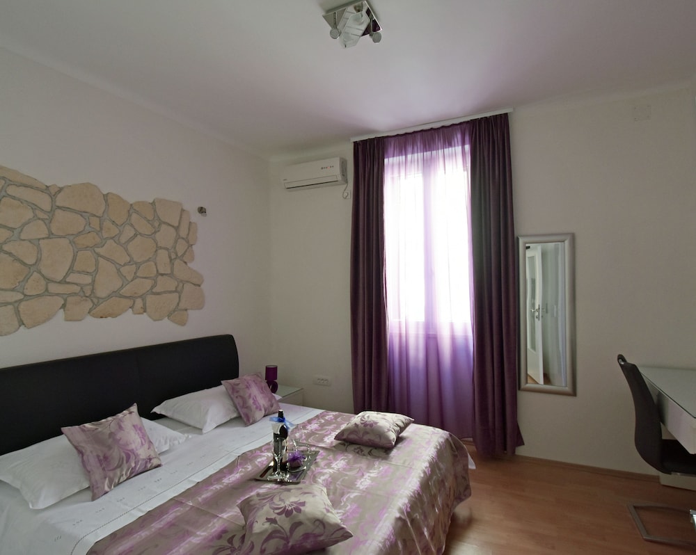 Kuzma Rooms 11/69
