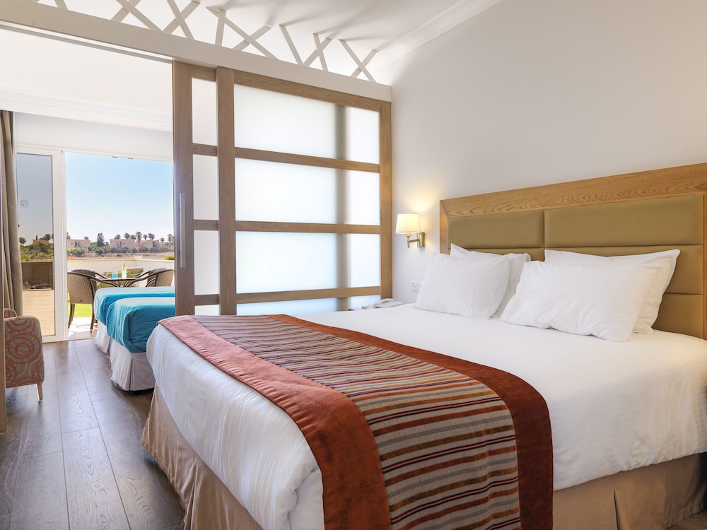 FAMILY SUITE, GARDEN, PRIVATE GARDEN