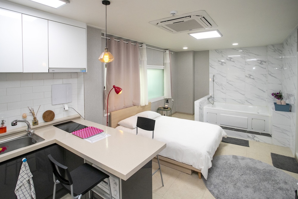 Gapyeong Blossom Pension 44/46