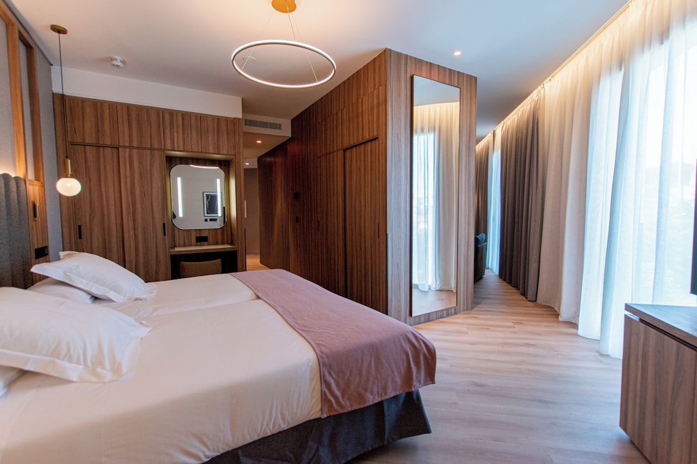 Giralda Center Hotel 13/40