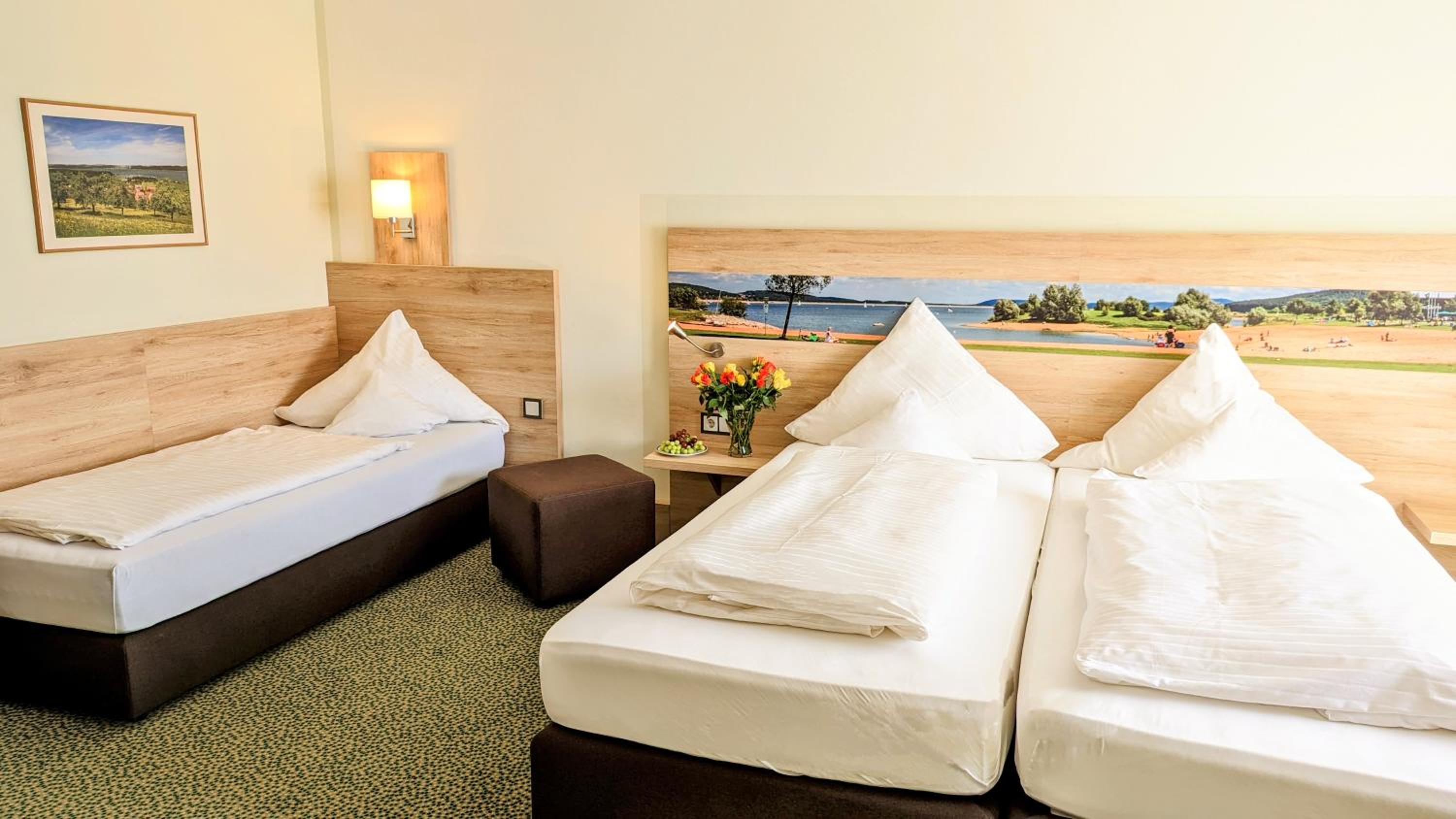 غرفة ثلاثية، Ambient Hotel Am Europakanal 9/10