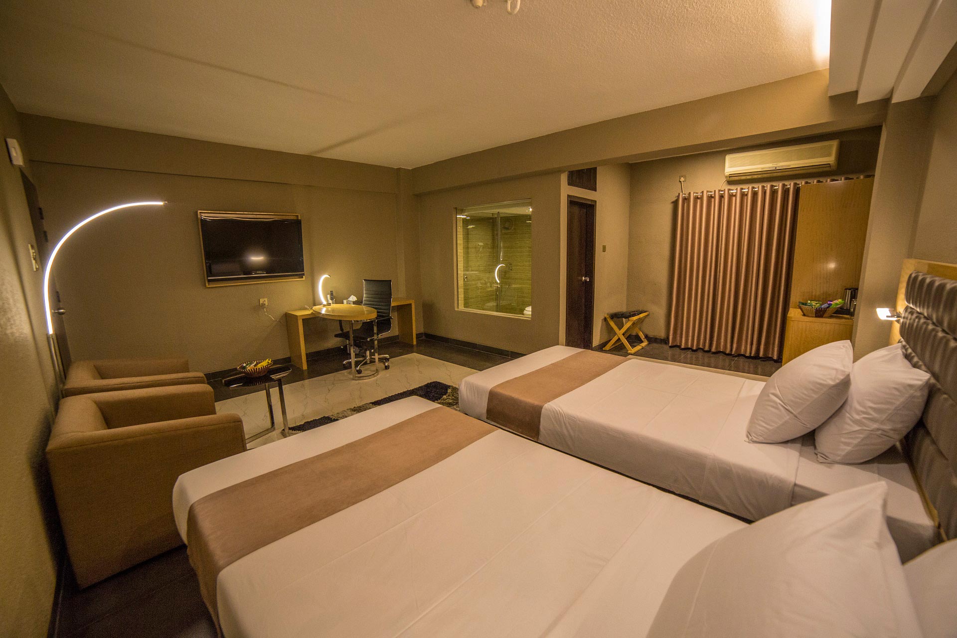 Room at Hotel Castle Salam, KHULNA