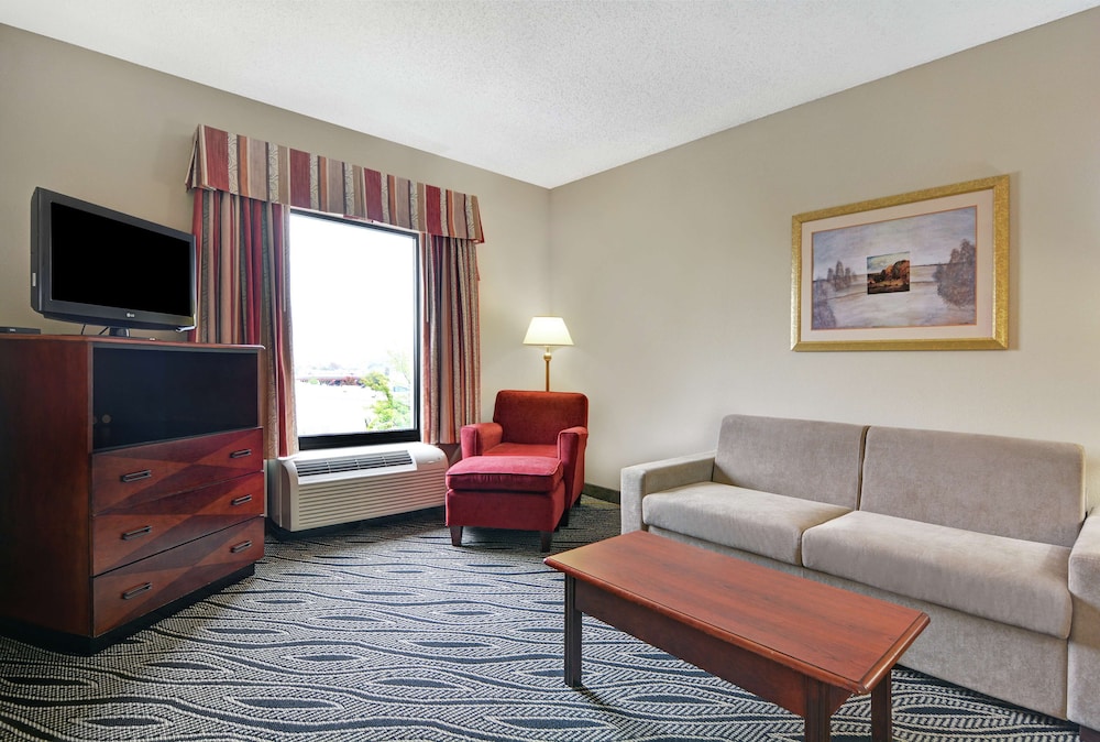Hampton Inn Fayetteville 47/73