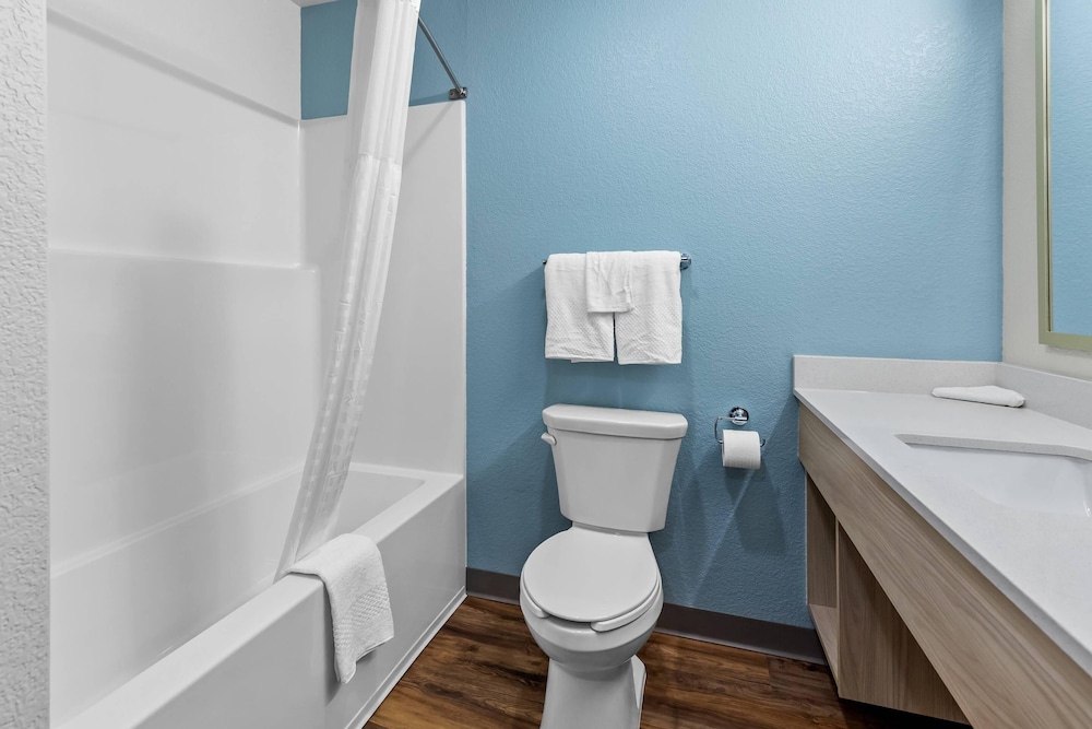 WoodSpring Suites St Peters-OFallon 35/38
