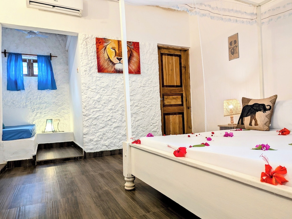 Bahati Villa 13/50