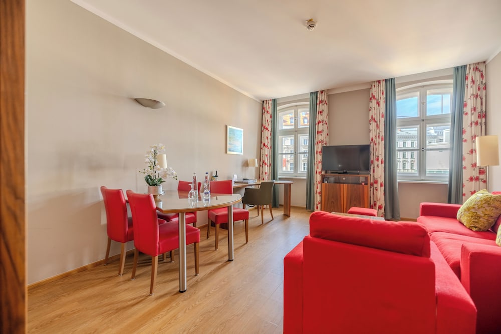 Apartments Hotel Maximilian Munich 52/68
