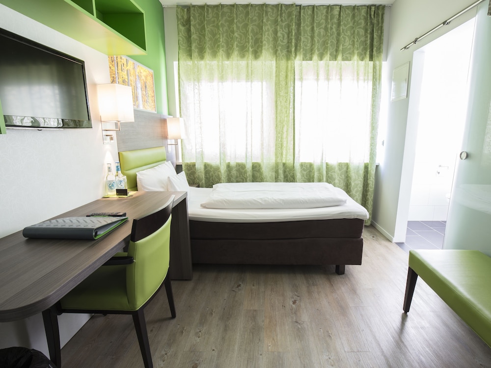 Bonnox Boardinghouse & Hotel 20/61