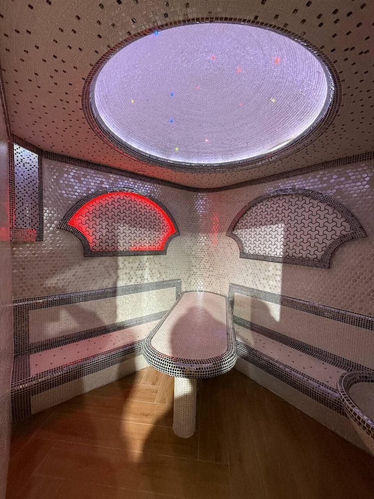 Azimut Hotel Moderno Tashkent 31/45