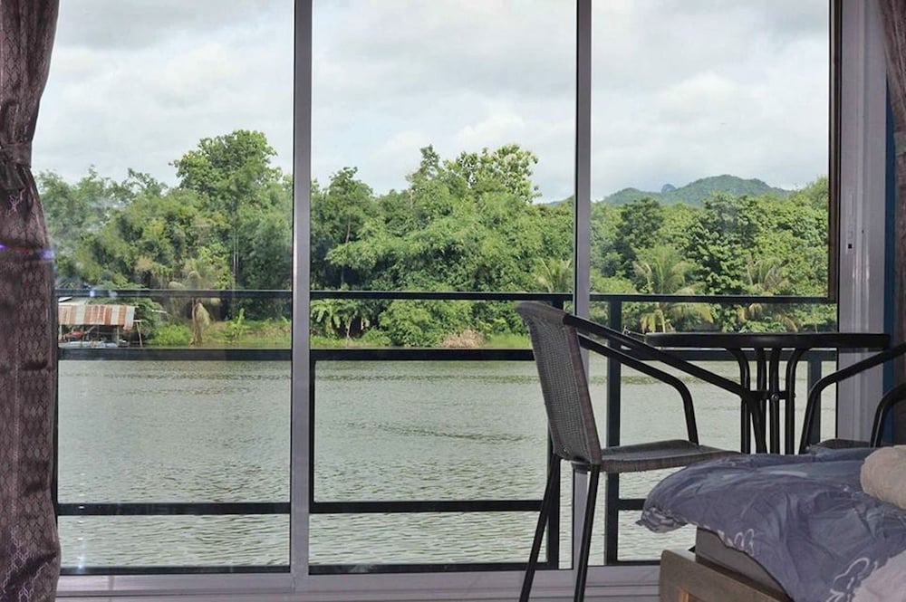 Golden Dragon Resort Kanchanaburi (ex Srisook Resort) 29/50