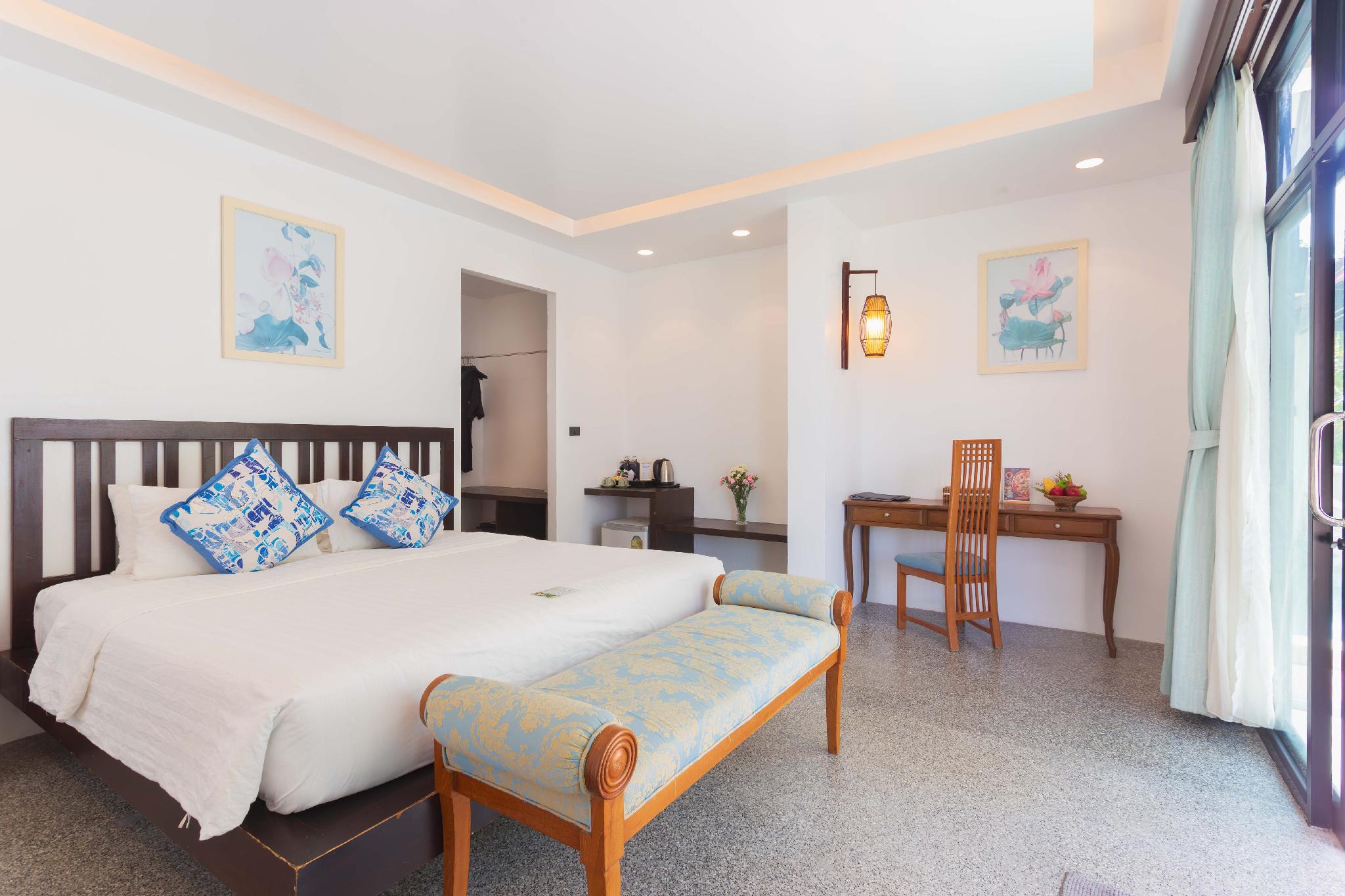Deluxe, Double Bed, Sea View, Pool Side