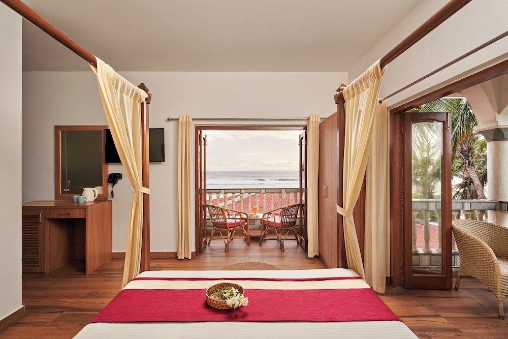 Larios Beach Holidays 21/50