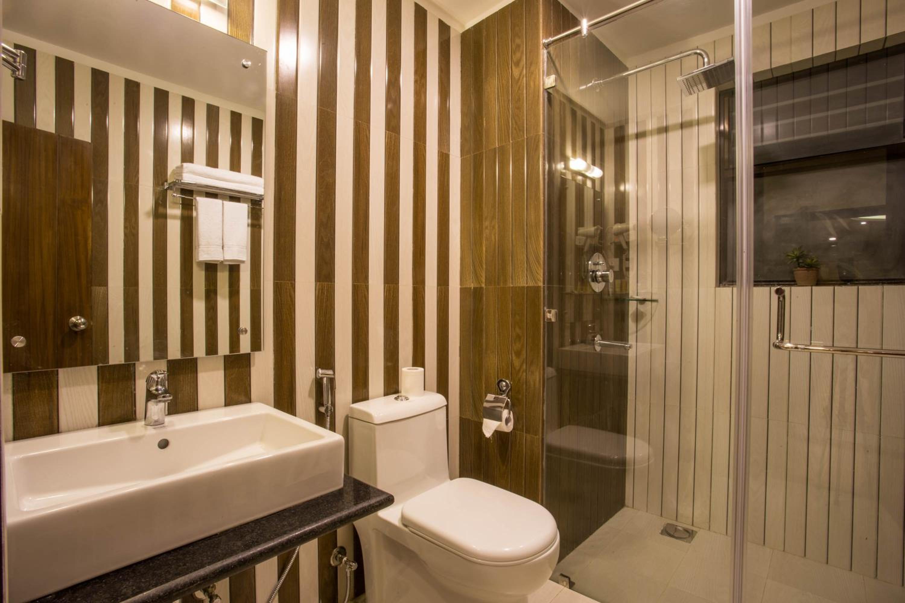Yatri Suites and Spa, Kathmandu 58/59