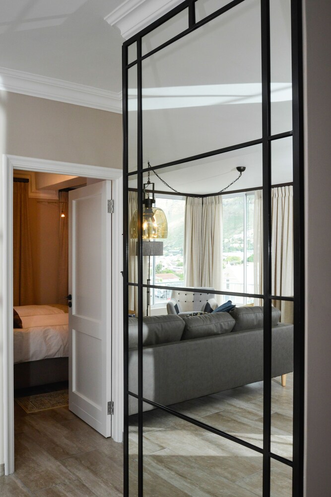 dk villas 2 The Boardwalk (Hout Bay) 49/50