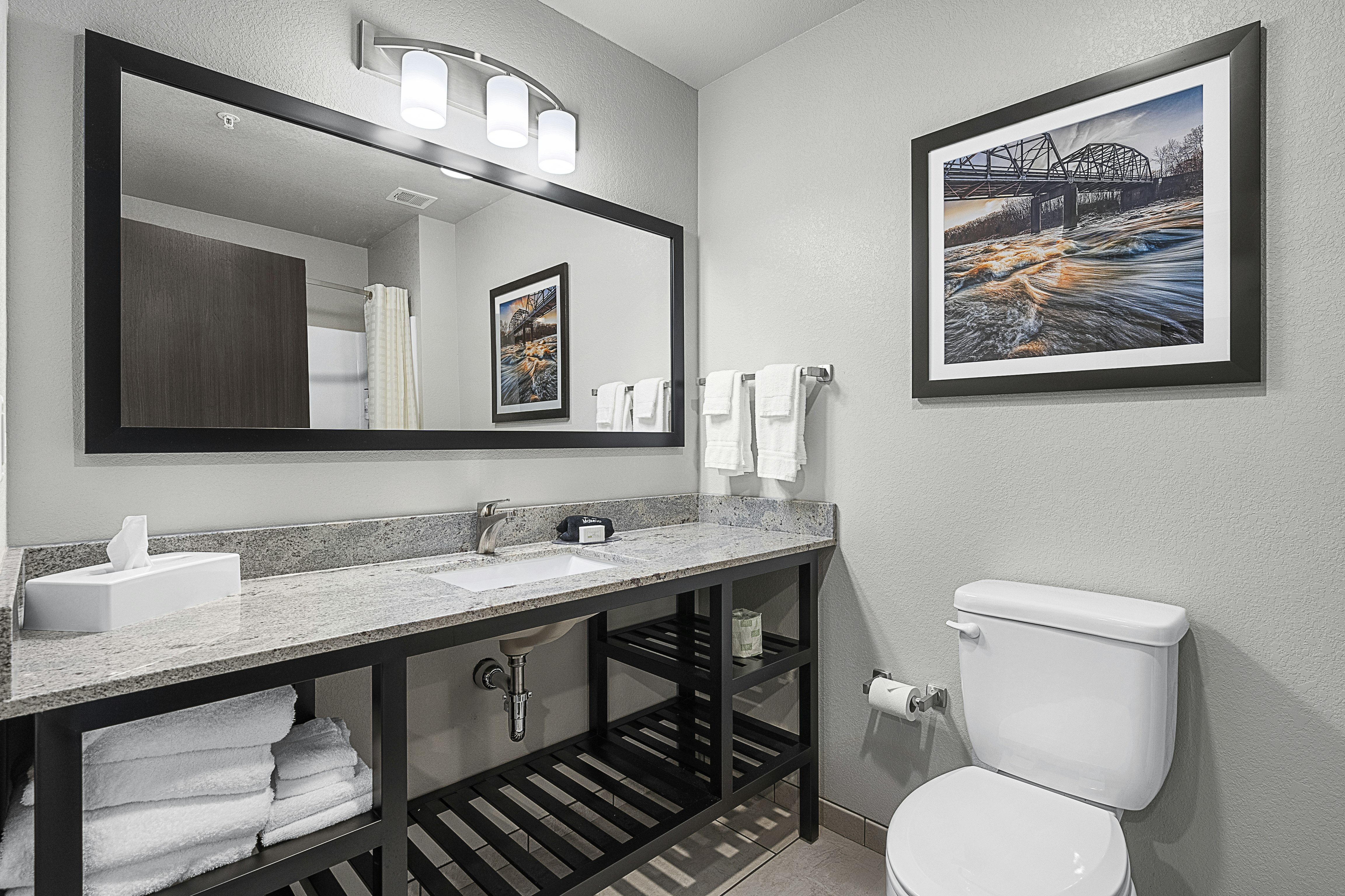 Riverstone Suites - Chippewa Falls 49/50