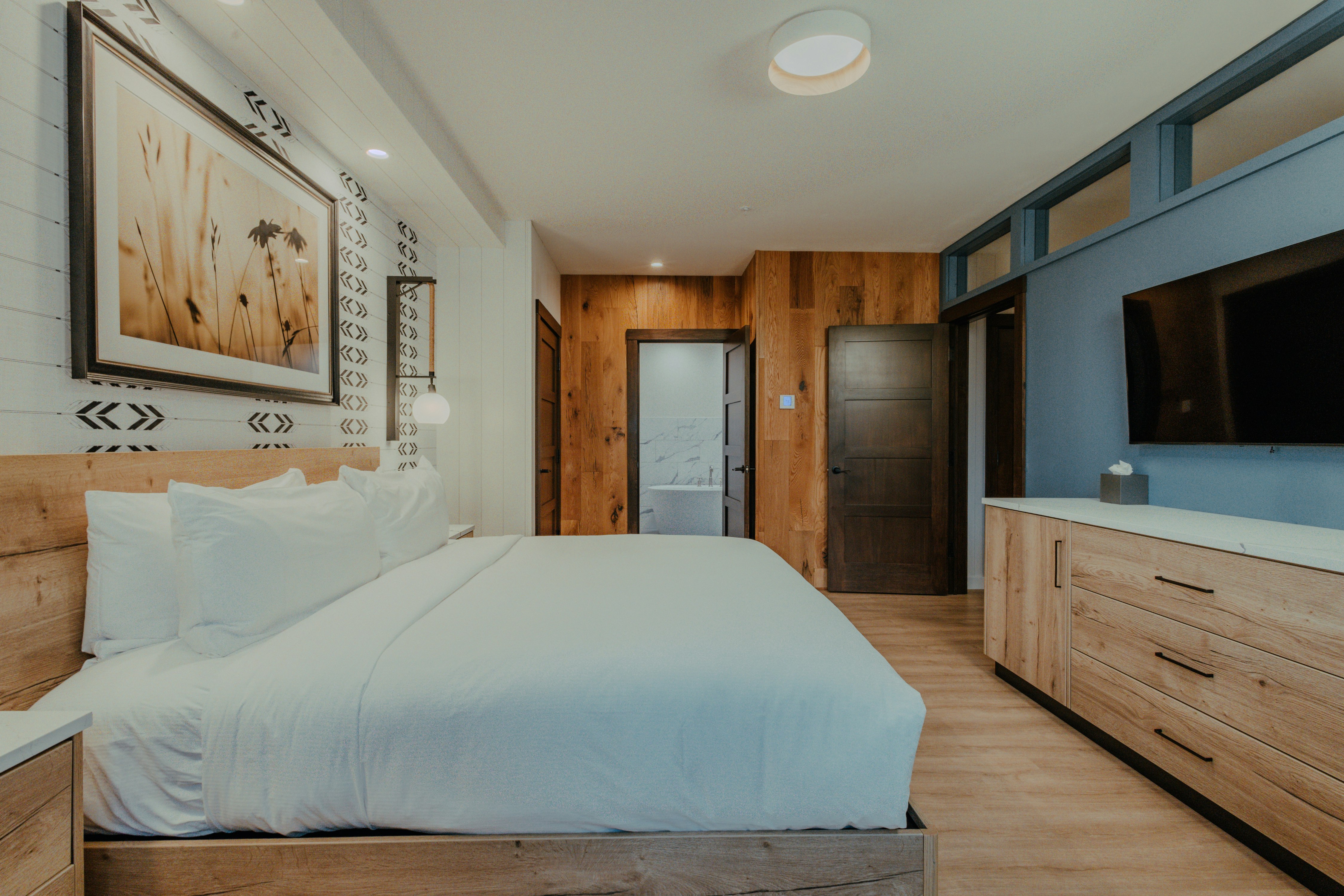 Lodge, Suite, King Bed