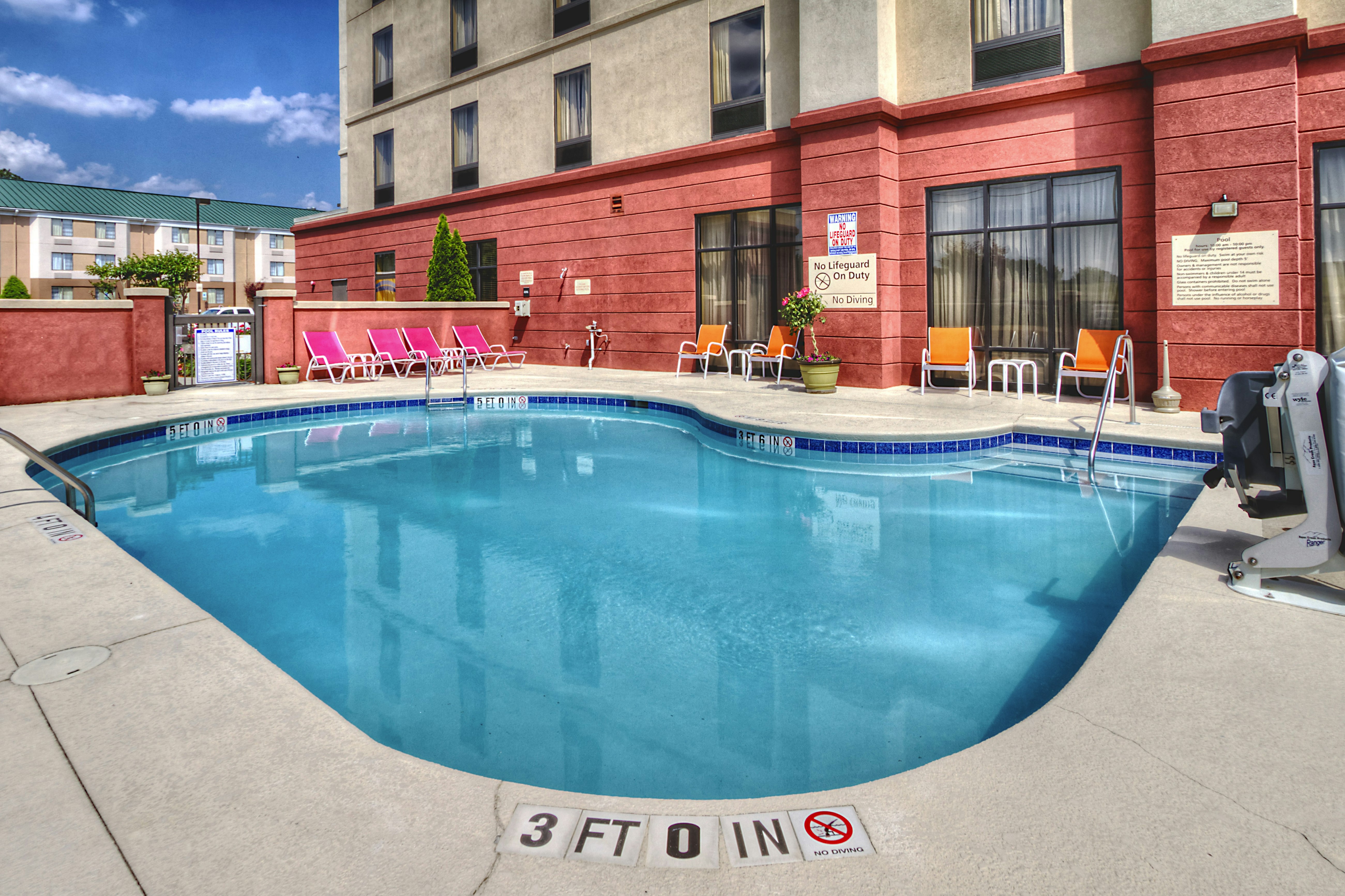 Hampton Inn Roanoke Rapids 4/45