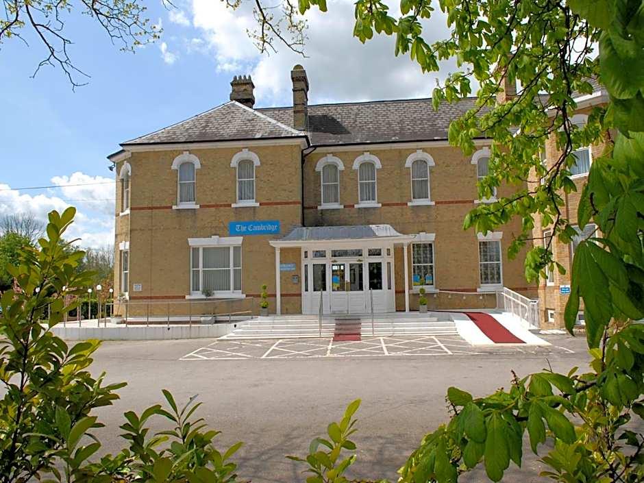 Gatwick Cambridge Hotel 2/53