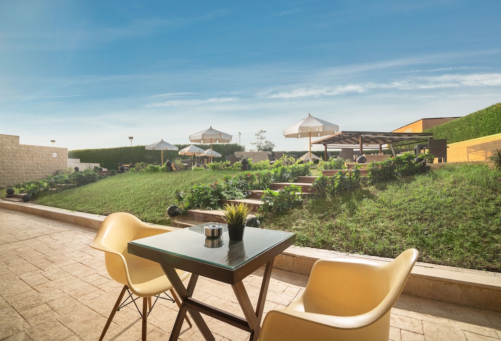Dhara Residence E2 Lodge Hotel 41/46