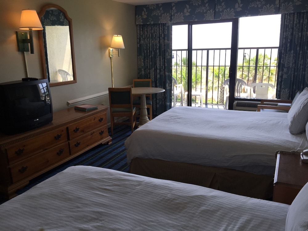 Windsurfer Hotel 13/49