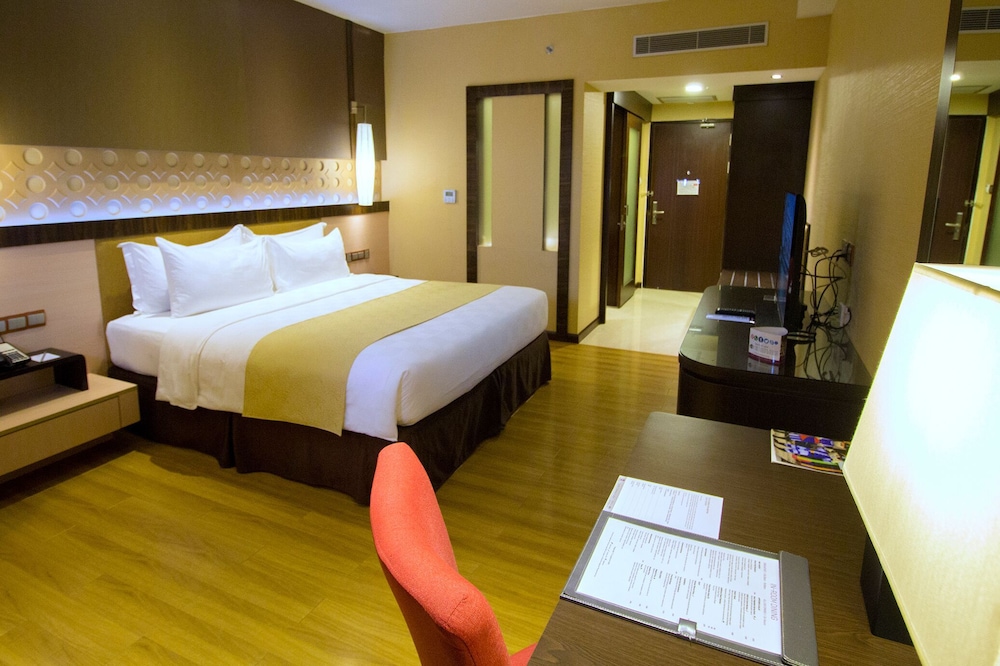 Grand Lagoi Hotel By Willson 20/71