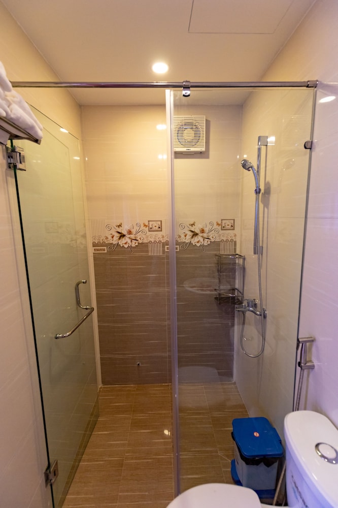 Canary Nha Trang Hotel 36/38