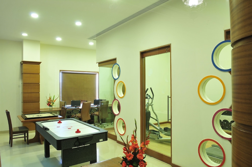 Cambay Resort 38/40