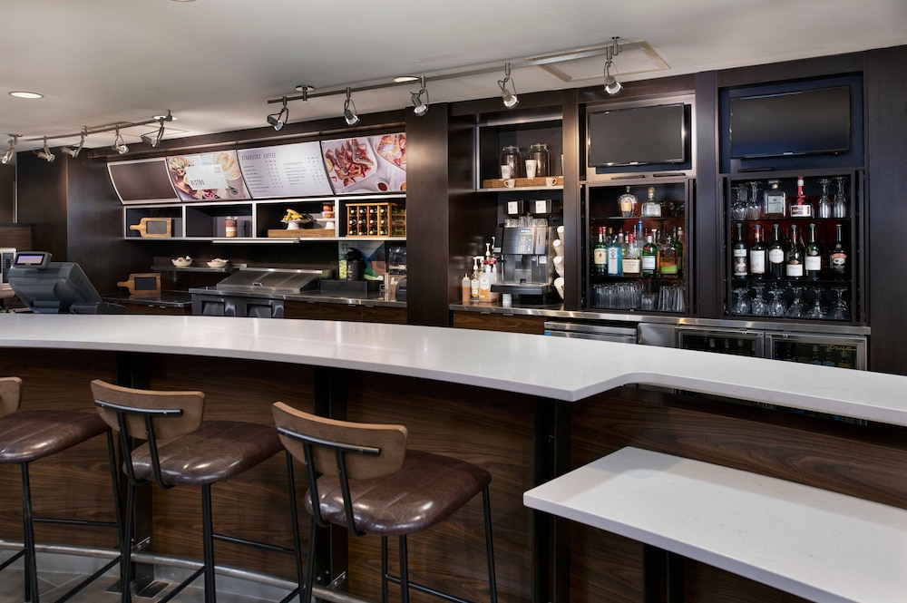 Courtyard by Marriott Collierville 45/58