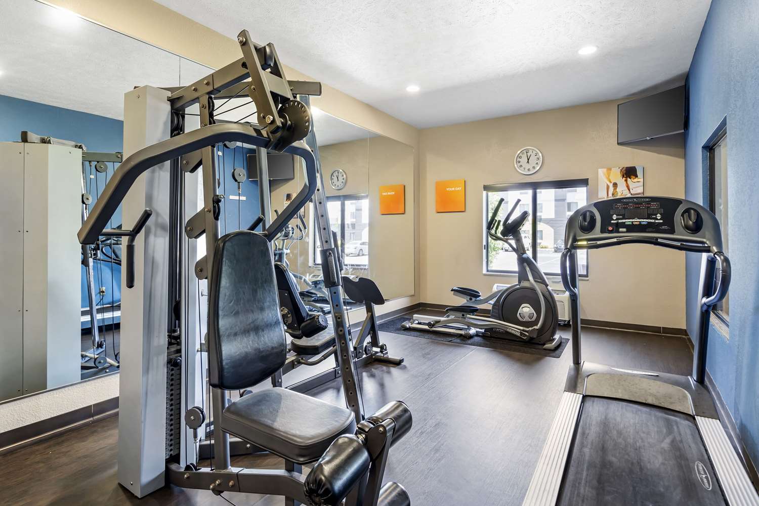Comfort Suites Merrillville Near US 30 19/24