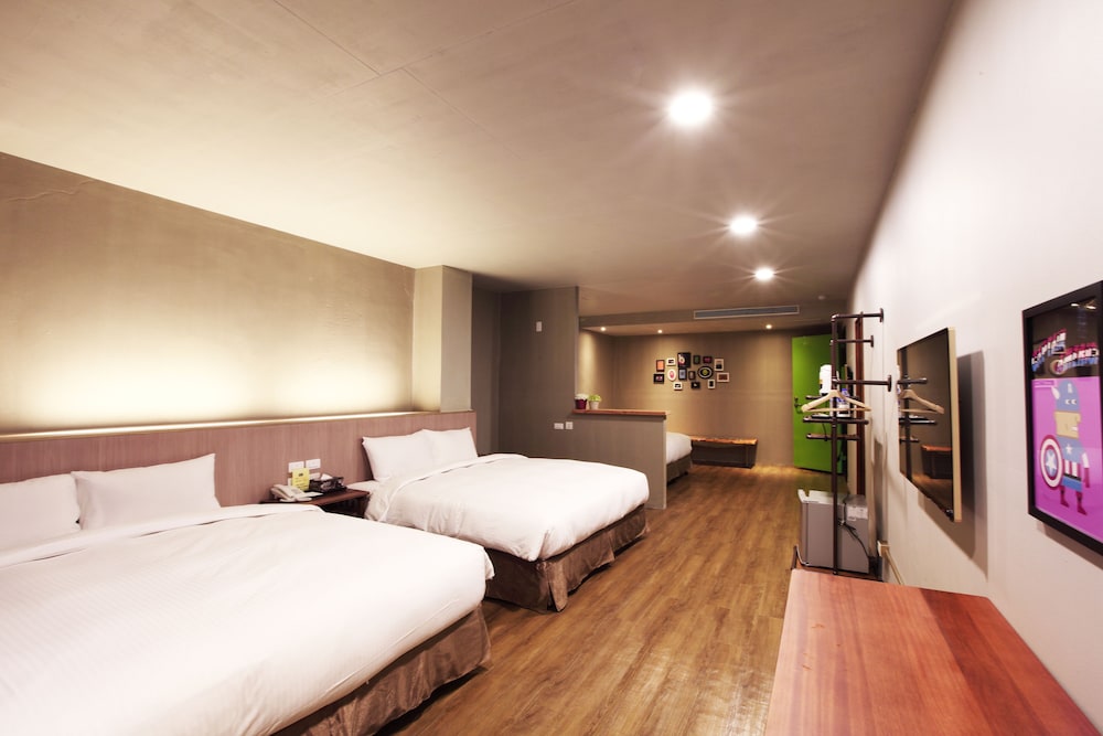 Tourism Inn 10/33