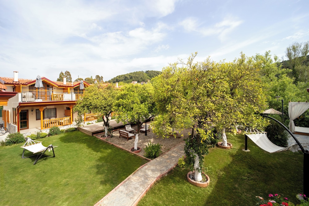 Orange Garden Hotel Akyaka، مرماريس 36/50