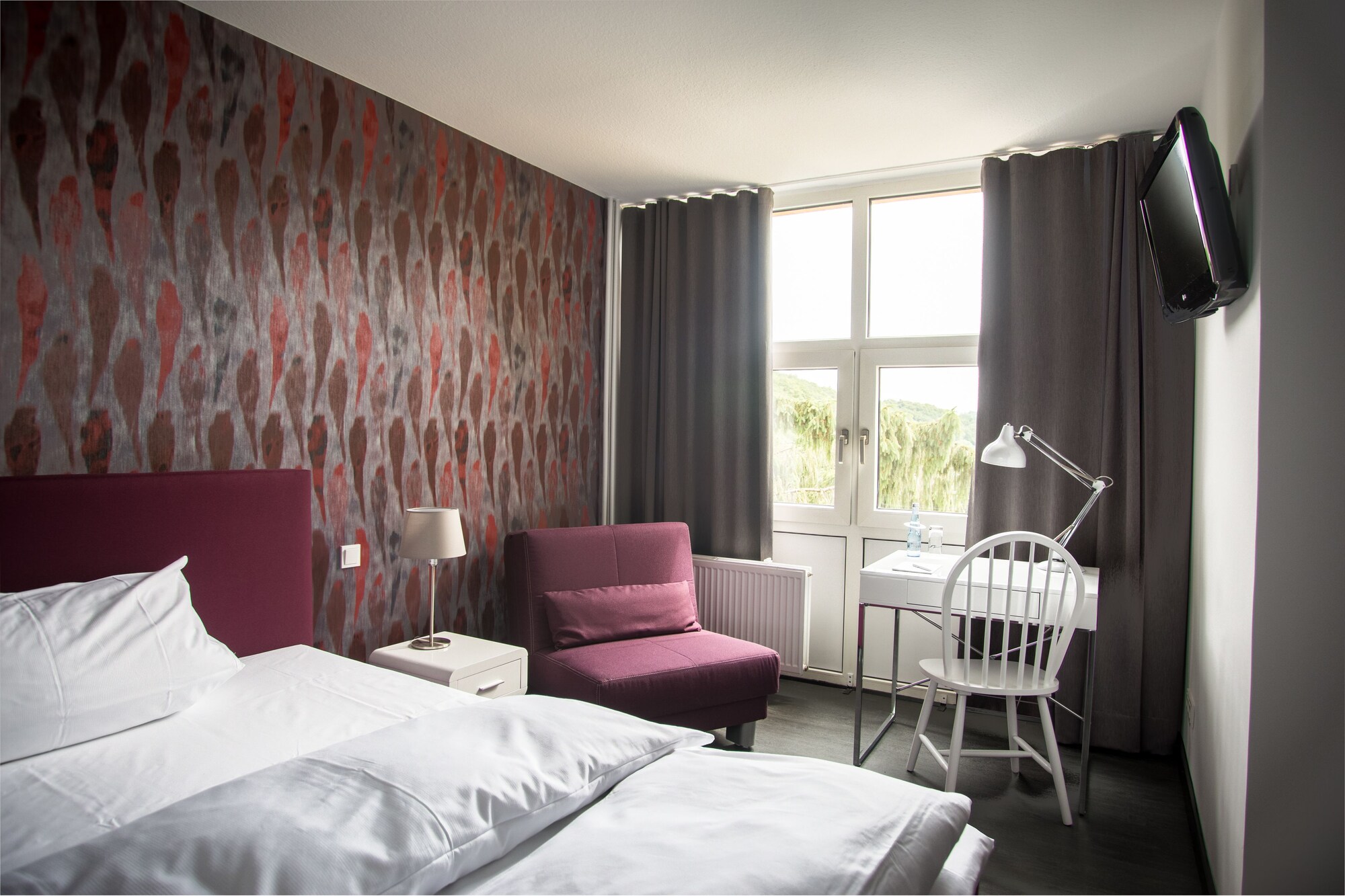 غرفة كومفورت بسرير كوين، Wald & Golfhotel Lottental 2/5