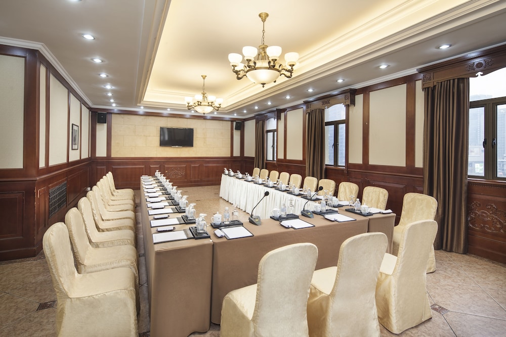 Jin Jiang Pacific Hotel Shanghai 37/49