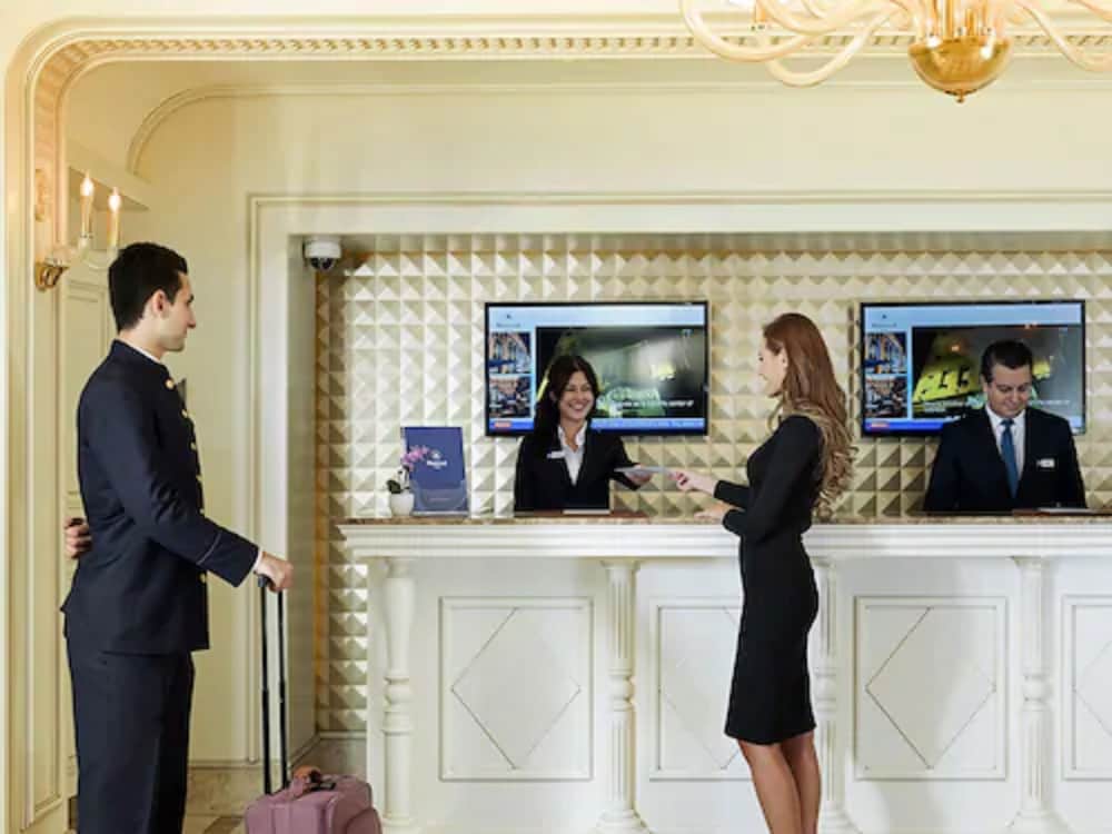 Lobby at Manesol Galata Hotel, ISTANBUL