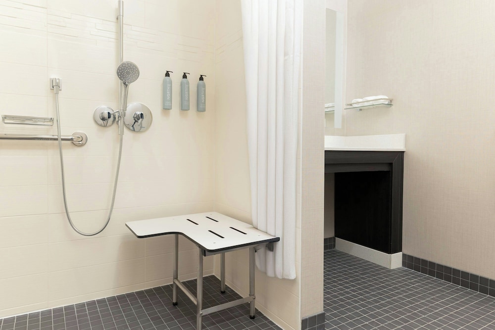Residence Inn Novato Sonoma 26/42