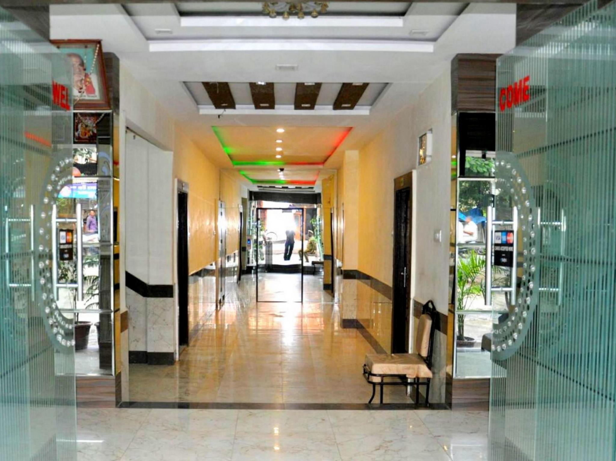 Oyo 13191 Hotel Atlas Palace 4/30