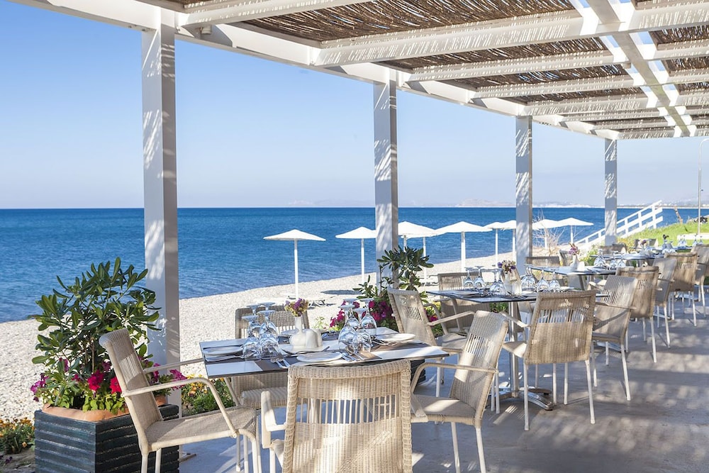GRAND BAY BEACH RESORT KOLYMBARI 56/72