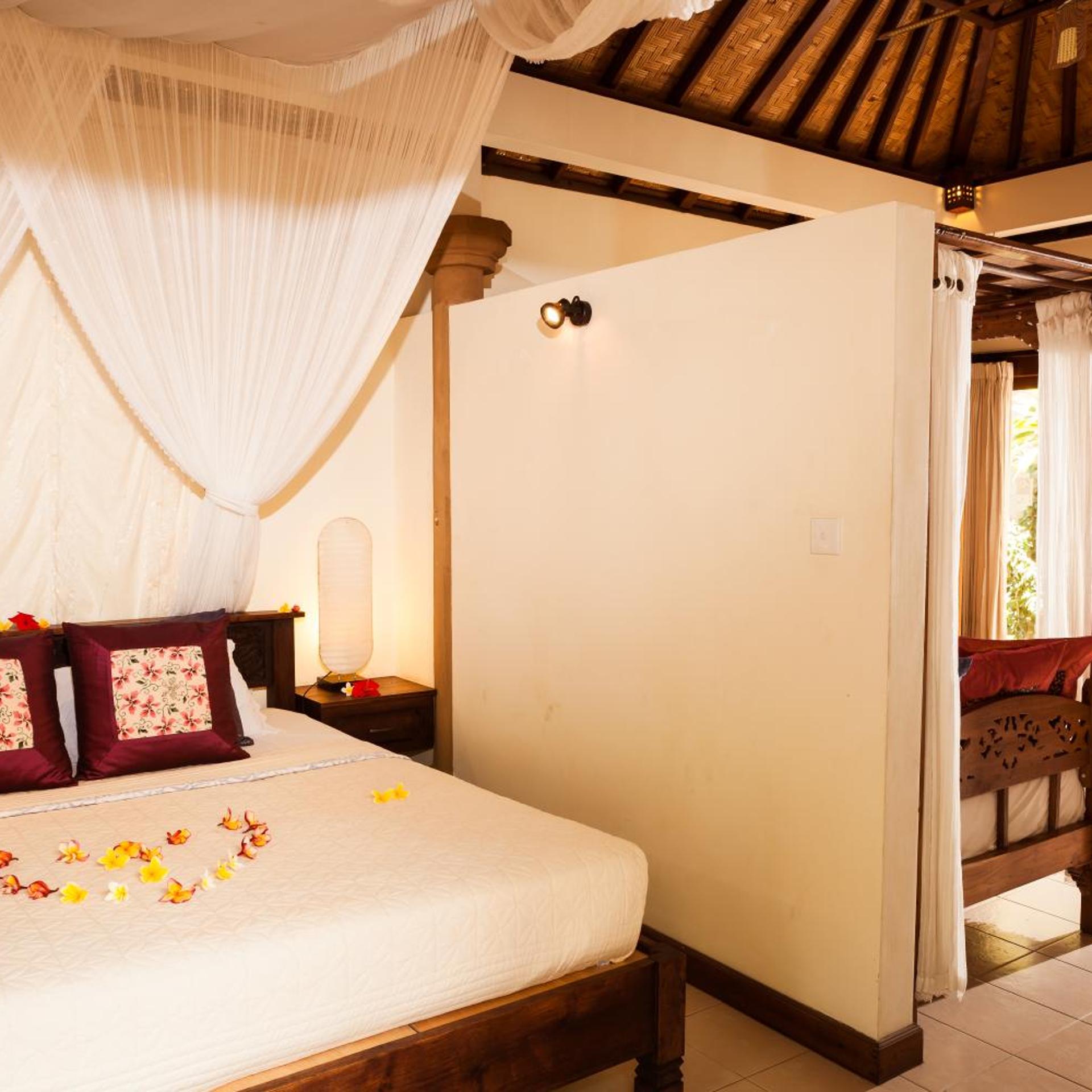 BLUE MOON VILLAS 17/55