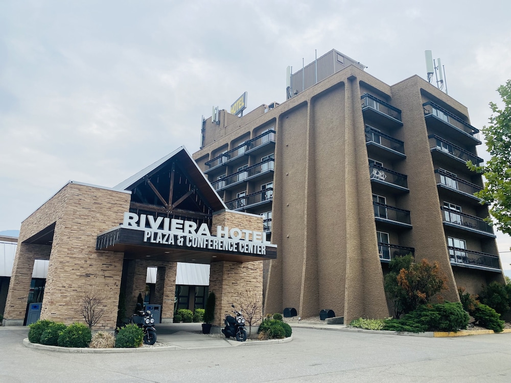 Divya Sutra Plaza & Conference Centre Vernon, BC 4/74