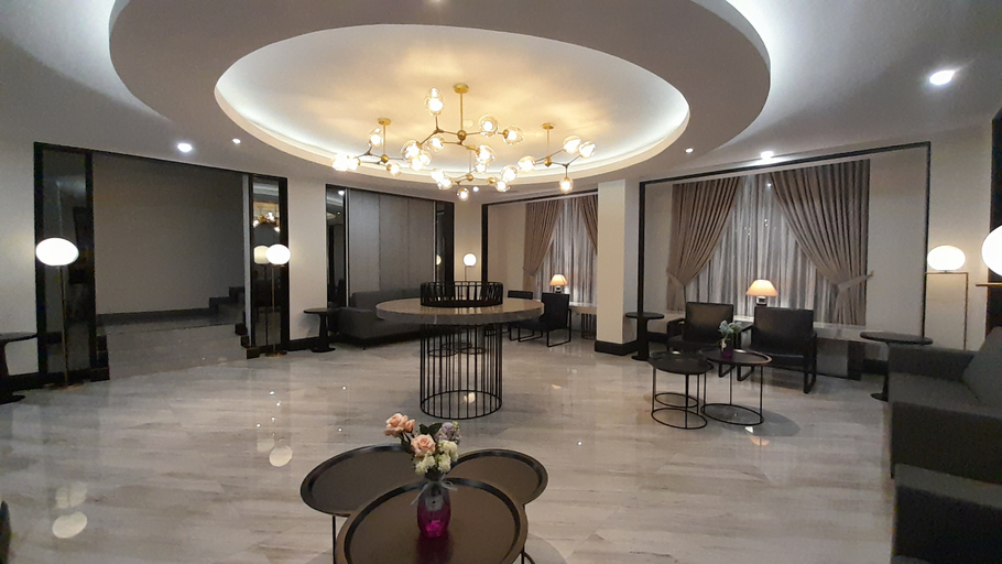 Three R Hotel 10/11