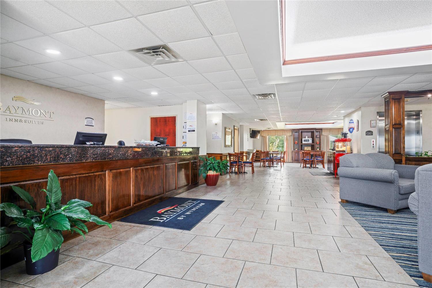 Baymont by Wyndham Madisonville 3/12