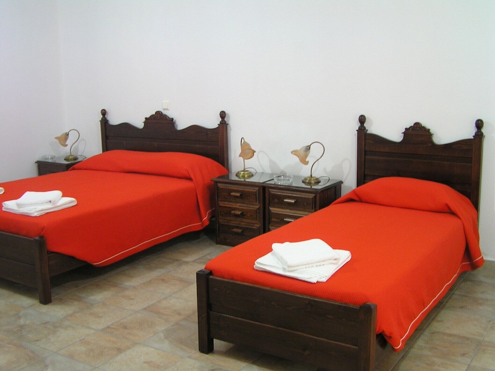 Stratos Villas 6/37